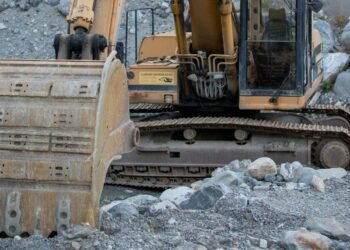 skid-steer-rock-bucket